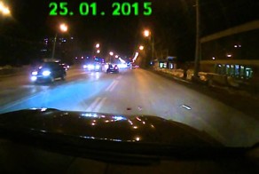 Выскочил на встречную