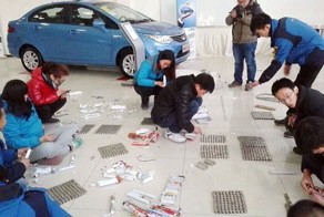 Покупатель заплатил за машину 150 кг денег