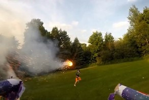 Расстрел фейерверками с беспилотника