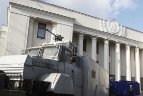 Верховная рада постановила признать Россию &quot;государством-агрессором&quot;