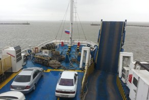 Мост в Крым хотят строить из зарплаты чиновников