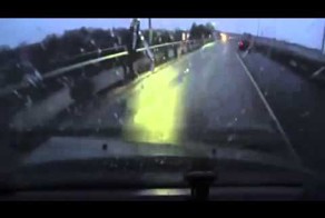Взрыв колеса у грузовика