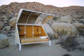 Калифорнийская художница пускает гостей в свою инсталляцию