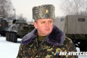 Соцсети на заявление Виктора Муженко об отсутствии армии РФ на Донбасс