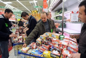 Дефляция в Еврозоне  достигла рекорда. Скачки цен у них и у нас