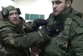 Моторола показал как броня спасает жизнь солдатам Новороссии 