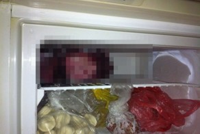 Открывая  ночью морозильник