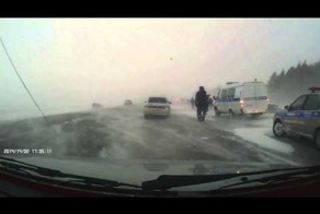 Сложные погодные условия на трассе