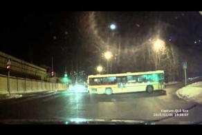 Дрифт на автобусе