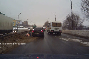Испугался