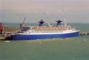 Самые крупные корабли которые перевозят пасажиров