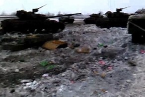 Ответ укропам на пост Появились ужасные кадры поля боя под Дебальцево