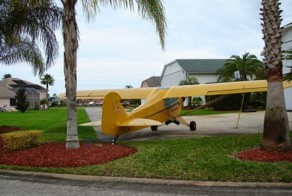 Спрус Крик - город, в котором у каждого жителя есть свой самолет