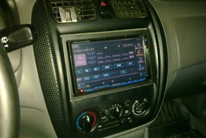 Защита дорогой магнитолы от автоворов (10 фото)