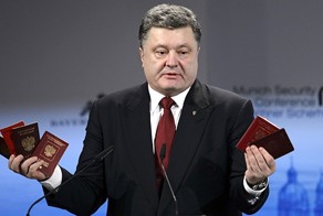 Порошенко в Мюнхене продемонстрировал доказательства