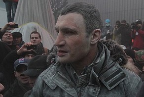 Киевляне готовятся к штурму мэрии из-за отказа Кличко выйти к народу