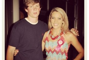 Мужчины, которые стесняются обнимать женщин