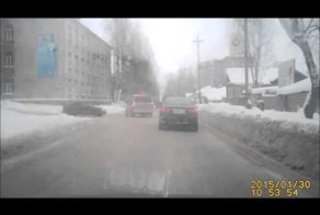 Включайте поворот заранее