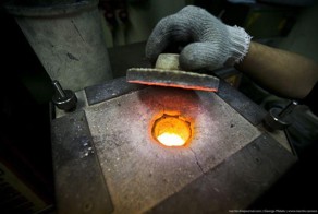 Как изготавливают часы