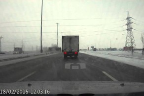 Водитель самосвала не справился с управлением