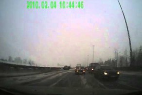 Гололед на Киевском шоссе под Петербургом