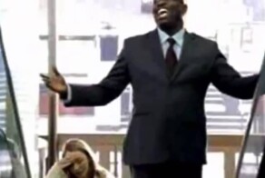 Застрять на эскалаторе