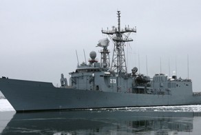 Два польских военных корабля столкнулись в Балтийском море