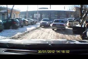 Значит будет менять дверь