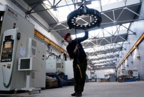 В Россию из Украины сбежали рабочие вместе с заводом