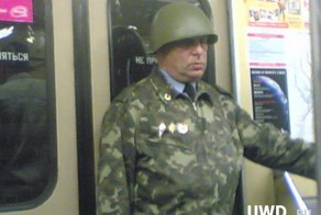 Очередная подборка странных людей из московского метро