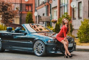 Сексуальные девушки и красивые автомобили