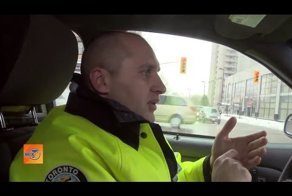 Полиция Торонто говорит по-русски-6