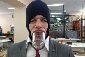 Что делать если тебя все считают &quot;дебилом&quot;?