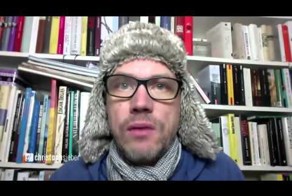 Немецкий сатирик: &quot;Мы защищаем нашу демократию методами диктатуры&quot;