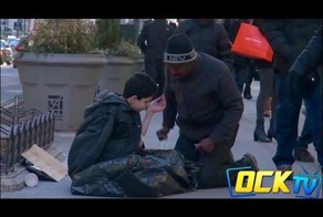 Социальный эксперимент: Замерзающий бездомный ребенок