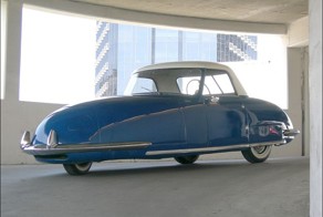 Davis Divan - трёхколёсный &quot;диван&quot; для четырёх человек