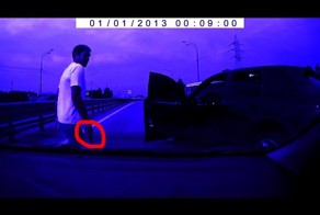 Беспредельщик с пистолетом на Porsche