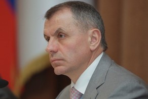 Поддерживающим АТО украинским политикам запретят въезд в Крым