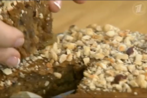 Постная коврижка на клюквенном морсе