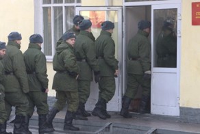 Минобороны будет выдавать еду военнослужащим по отпечаткам пальцев