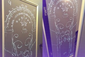 Парень установил дома врата Мории из «Властелина колец»