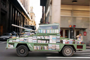 Передвижная библиотека-танк