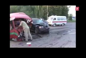 Бухая девка за рулем BMW X5