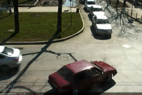 Устроил тройное ДТП