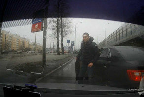 Проучил наглеца