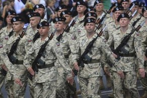 Поляки записываются в «Ассоциацию стрелков» в ожидании войны с Россией