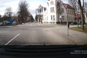 Забыла уступить дорогу