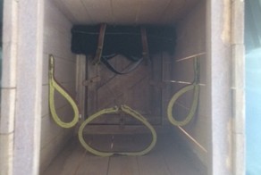 Мужчина отправил сам себя по почте