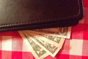 Как оставить щедрые чаевые, не пострадав при этом финансово