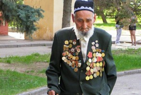 Умер последний защитник сталинградского дома Павлова Камолжон Тургунов